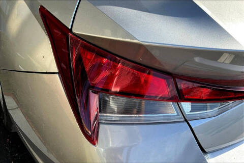 2021 Hyundai Elantra SE