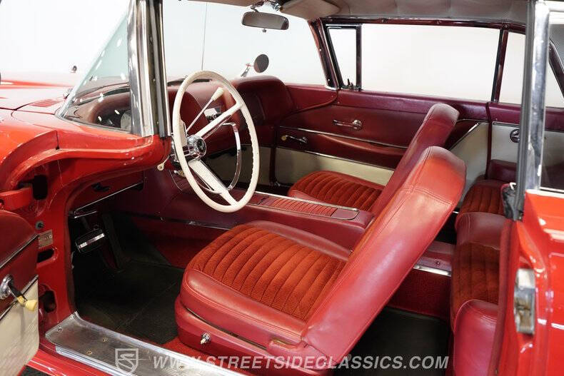 1959 Ford Thunderbird