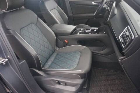 2024 Volkswagen Atlas Cross Sport SEL Premium R-Line 4Motion