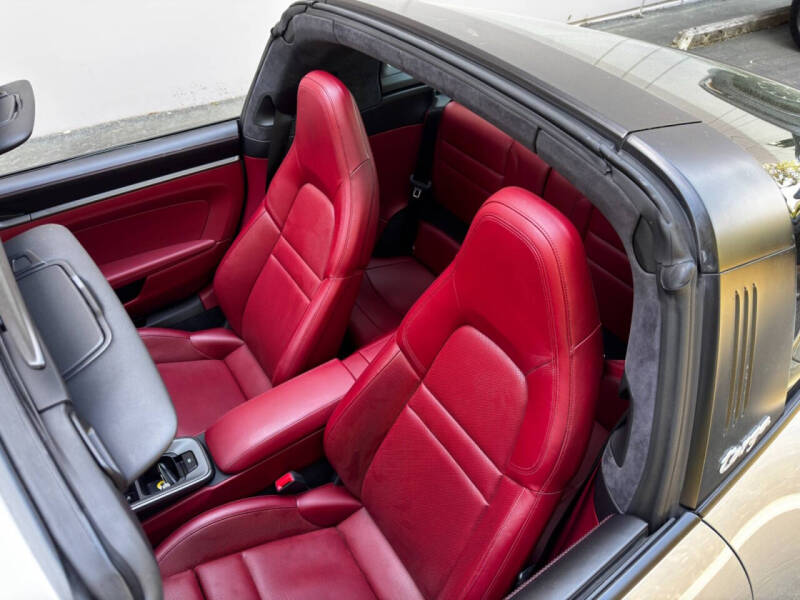 2021 Porsche 911 Targa 4S