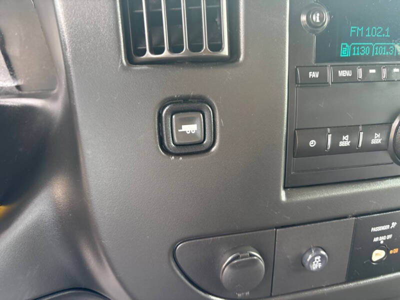 2017 Chevrolet Express LS 2500