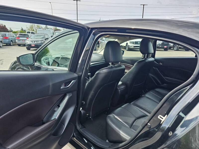 2018 Mazda MAZDA3