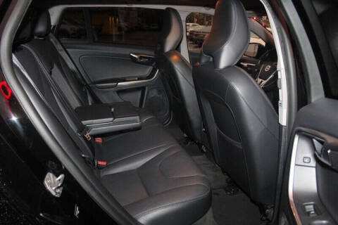 2018 Volvo V60 Cross Country T5 Premier