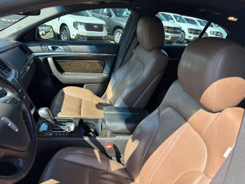 2014 Lincoln MKS