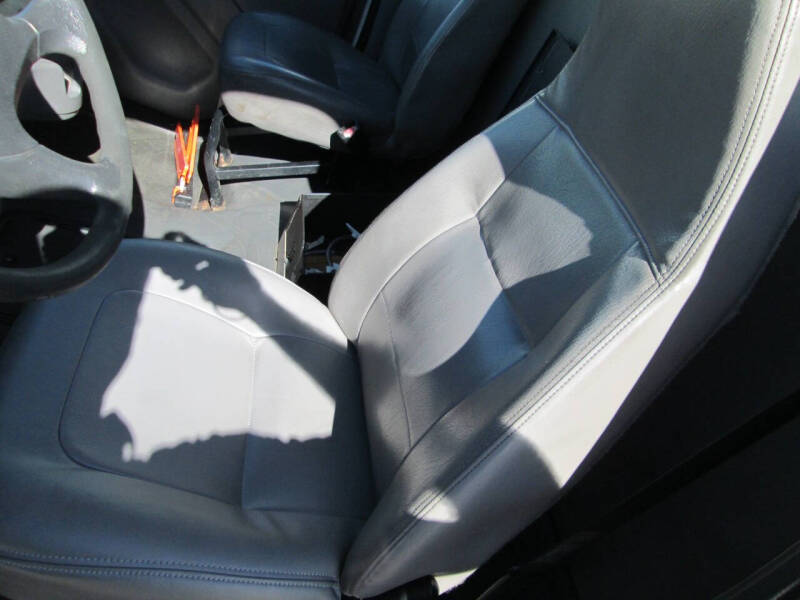 2005 Freightliner Business class M2