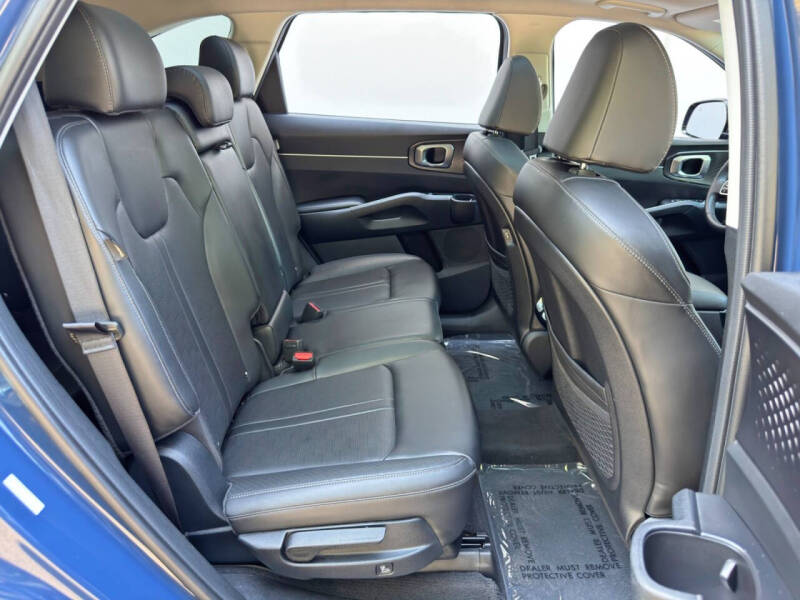 2024 Kia Sorento S