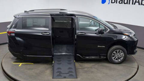 2022 Toyota Sienna for sale at A&J Mobility in Valders WI