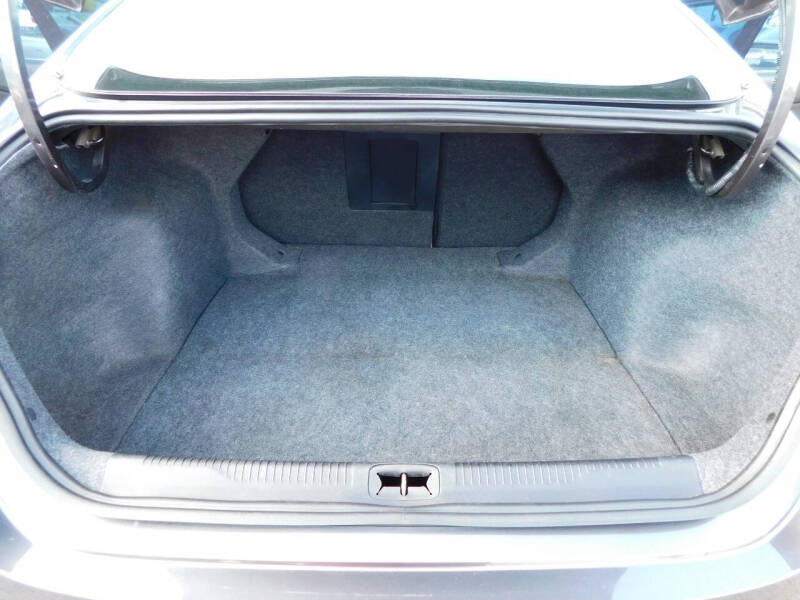 2015 Chrysler 200 LX