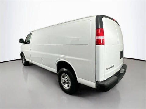 2023 GMC Savana 2500