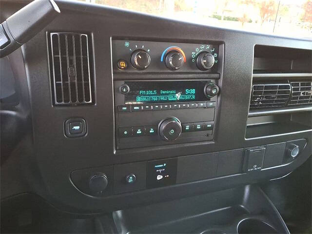 2024 Chevrolet Express 2500