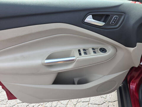 2017 Ford C-MAX Energi SE