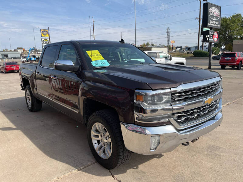 2016 Chevrolet Silverado 1500 null photo 4