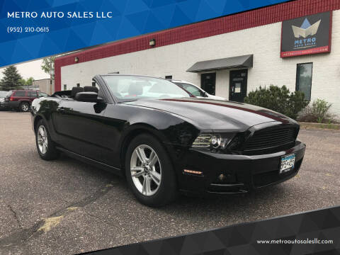 2013 Ford Mustang for sale at METRO AUTO SALES LLC in Lino Lakes MN