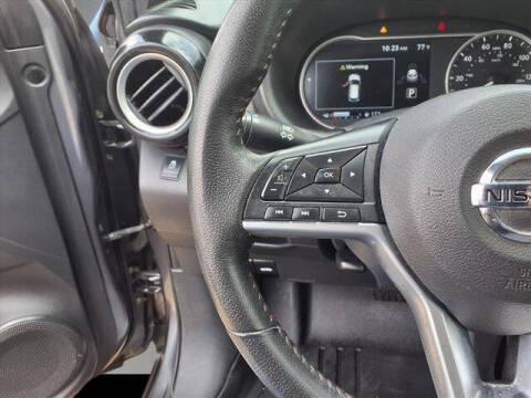 2019 Nissan Kicks SR