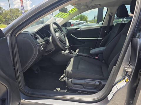 2015 Volkswagen Jetta