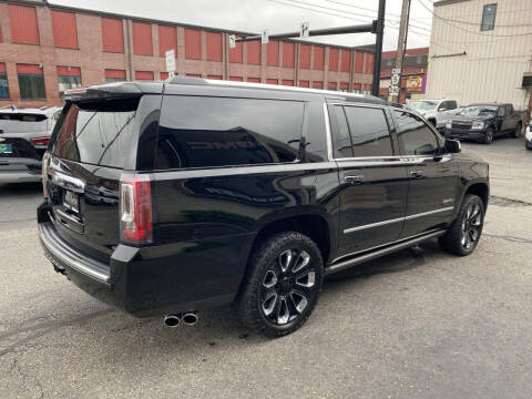 2020 GMC Yukon XL Denali