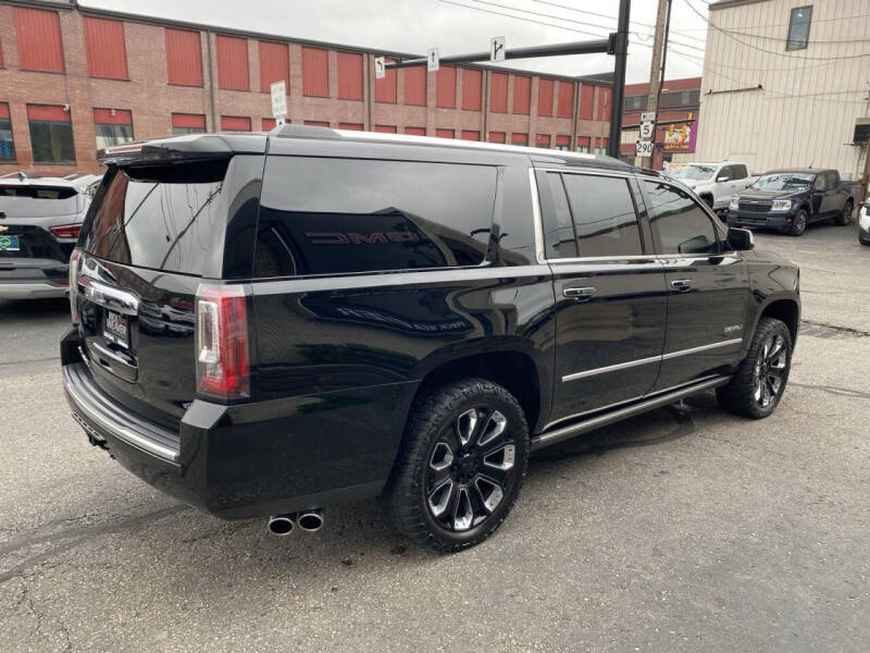 2020 GMC Yukon XL Denali