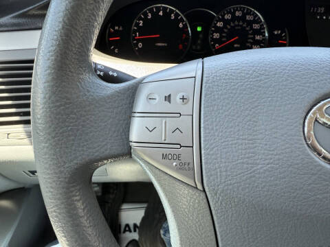 2009 Toyota Avalon XL