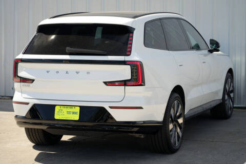 2025 Volvo EX90 Twin Performance Plus 7P