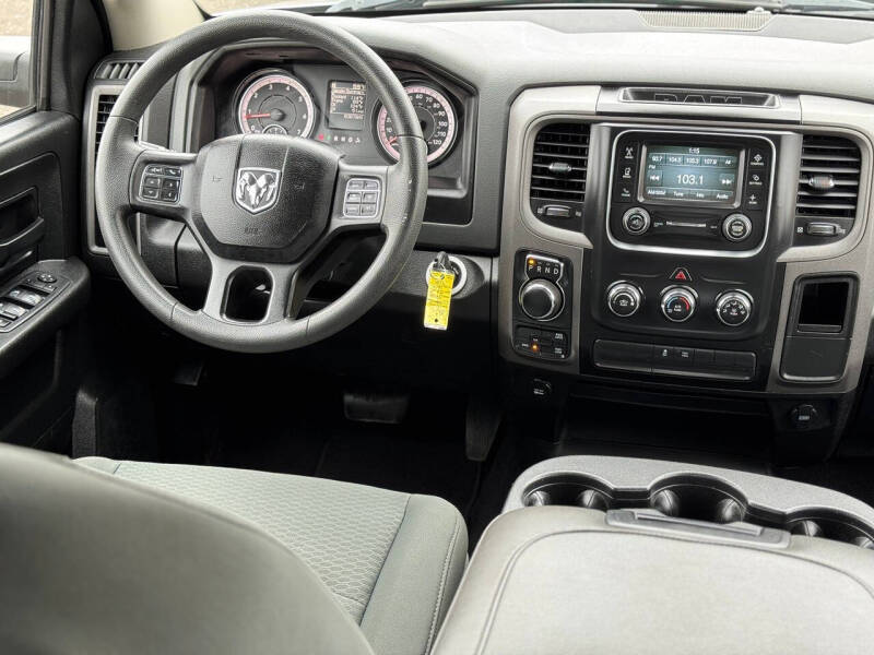 2020 RAM 1500 Classic Tradesman