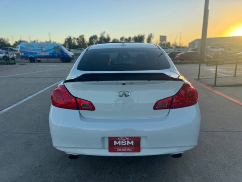 2011 Infiniti G25 Sedan Journey