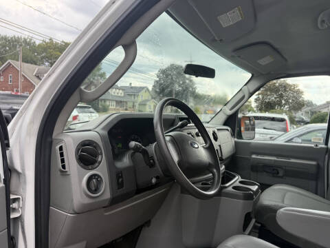 2012 Ford E-Series E-250