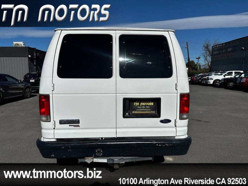 2008 Ford E-Series E-350 SD XLT