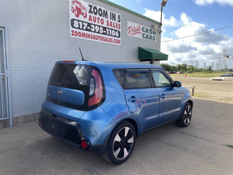 2016 Kia Soul +