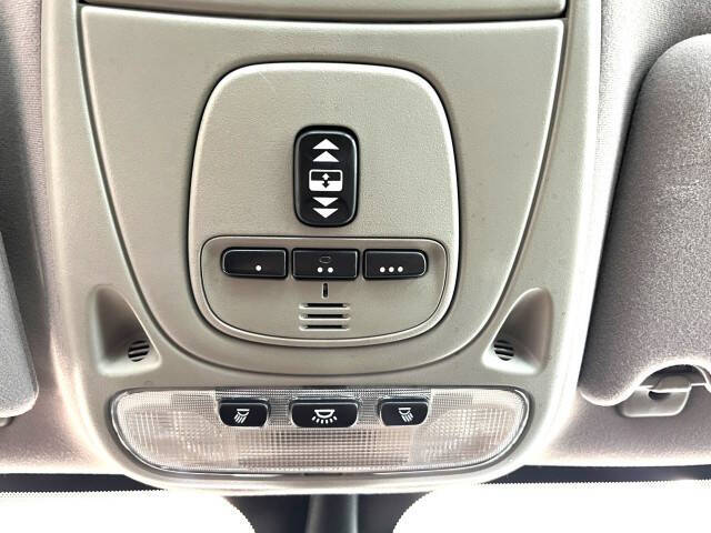 2005 Jaguar S-Type R