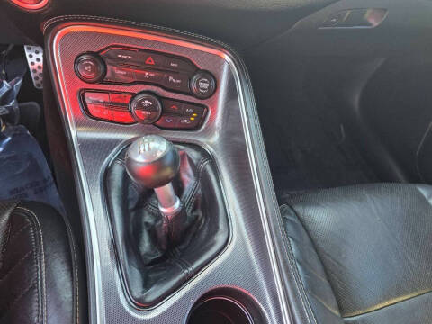 2015 Dodge Challenger SRT 392