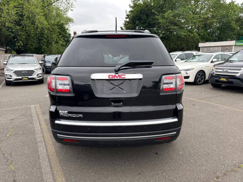 2016 GMC Acadia SLE-2