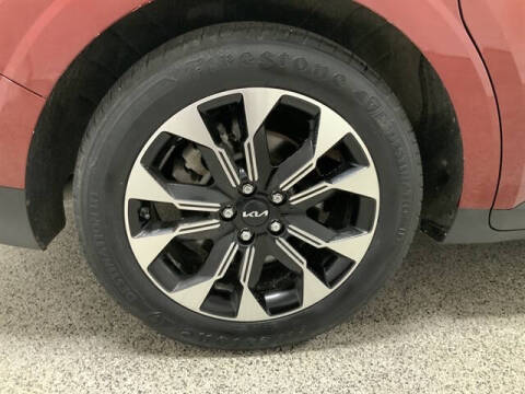 2022 Kia Carnival EX