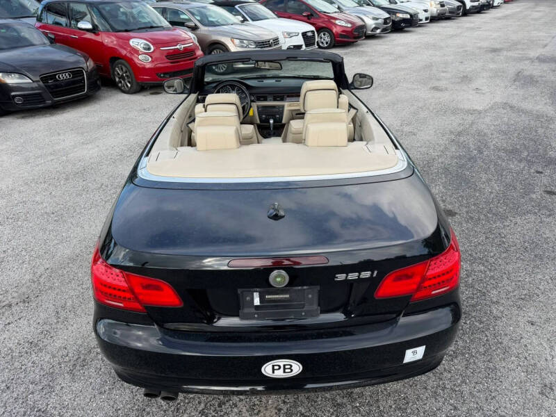 2011 BMW 3 Series 328i