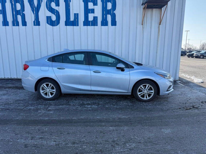 2017 Chevrolet Cruze LT Auto