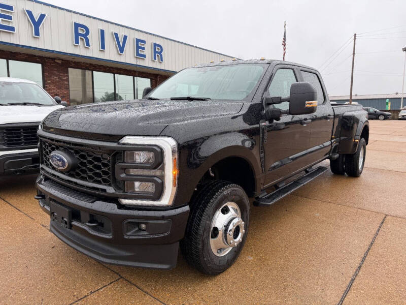 2026 Ford F-350 Super Duty XLT