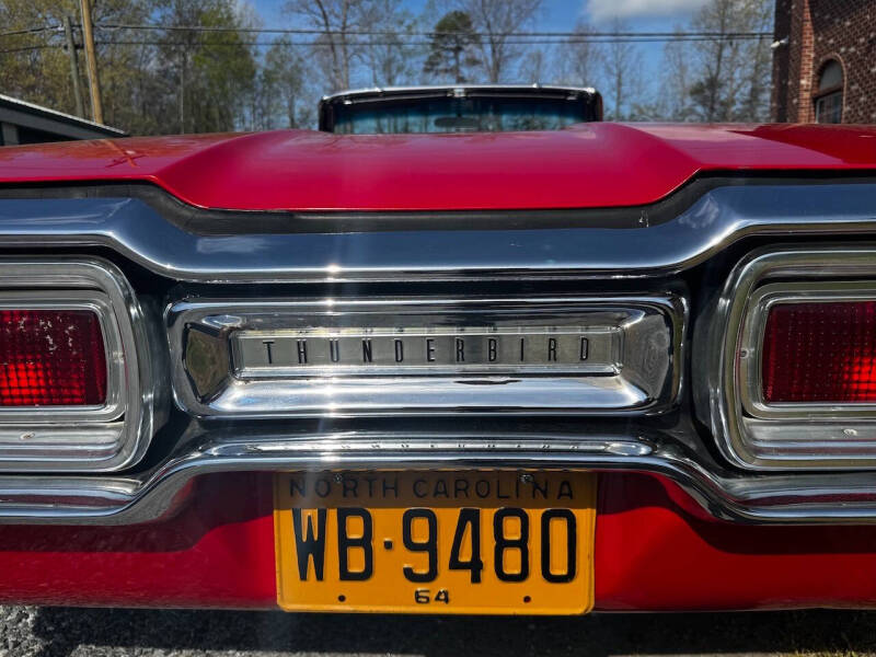 1964 Ford Thunderbird