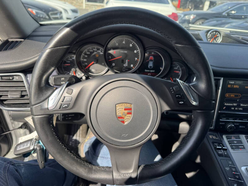 2013 Porsche Panamera 4