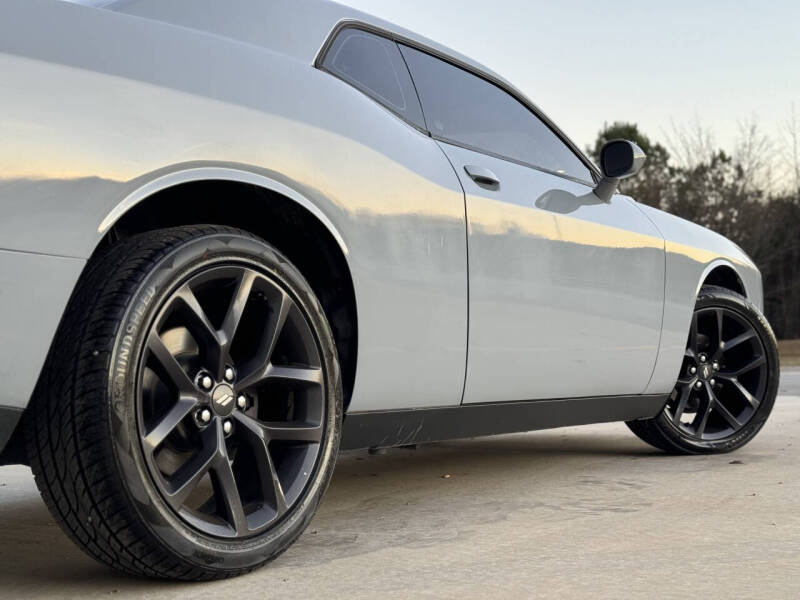 2020 Dodge Challenger SXT