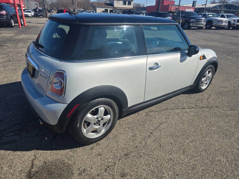 2011 MINI Cooper