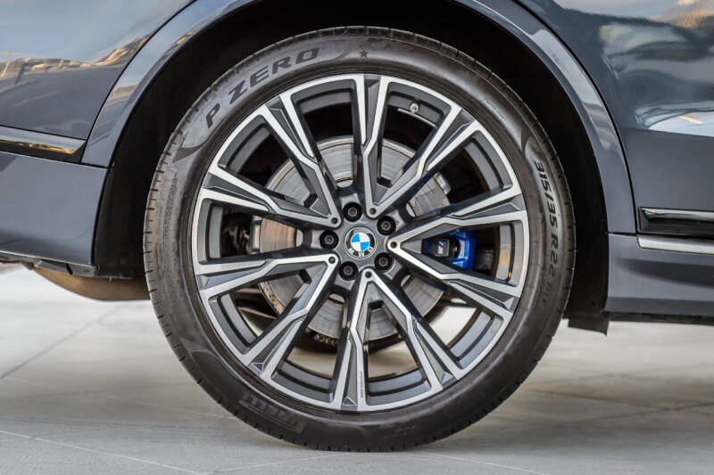 2022 BMW X7 xDrive40i