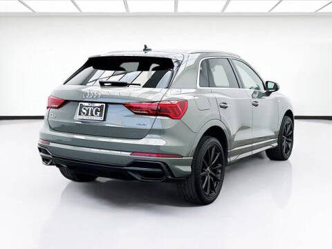 2022 Audi Q3 quattro S line Premium 45 TFSI