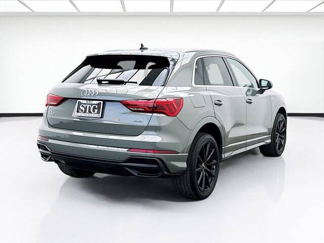 2022 Audi Q3 quattro S line Premium 45 TFSI
