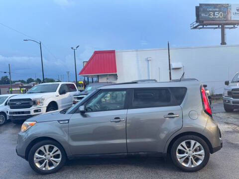 2016 Kia Soul +