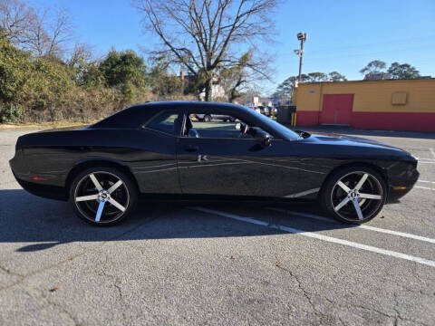 2013 Dodge Challenger SXT Plus