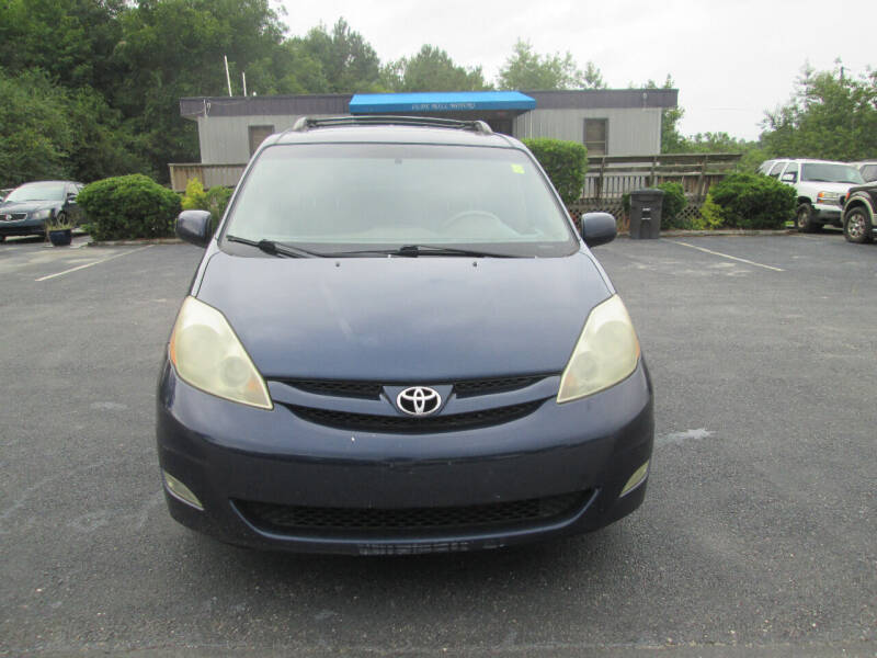 2007 Toyota Sienna for sale at Olde Mill Motors in Angier NC