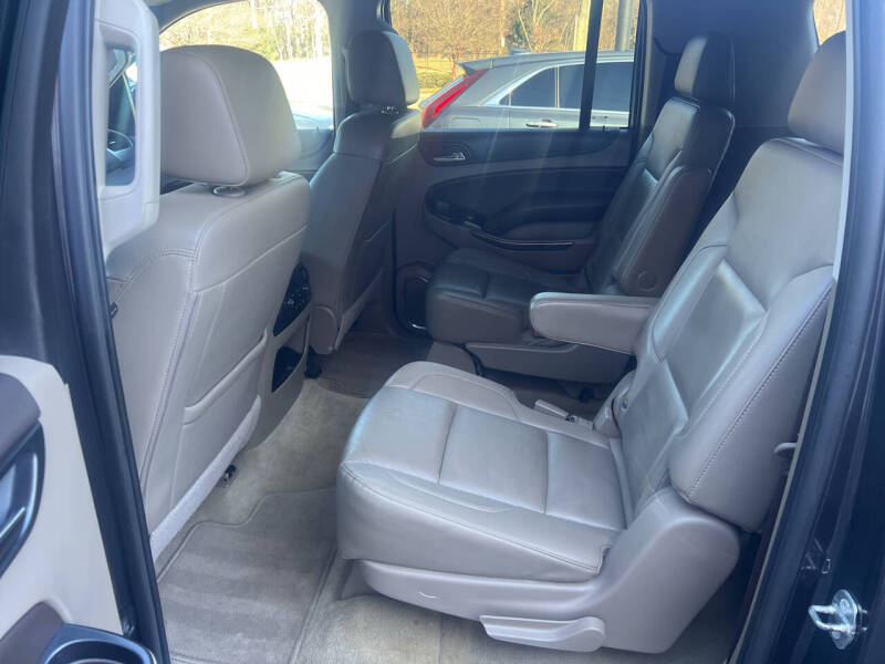 2017 Chevrolet Suburban LT