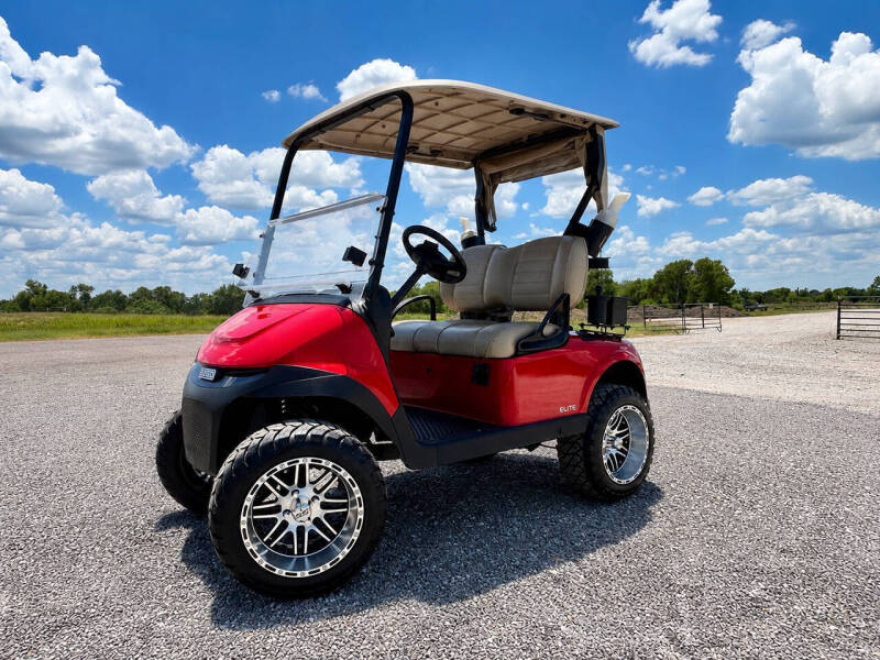 2024 E-Z-GO RXV ELiTE