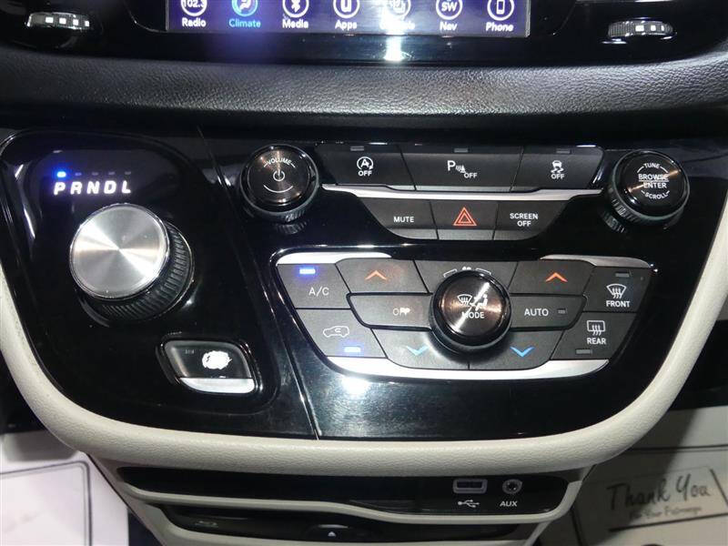 2018 Chrysler Pacifica Touring L Plus