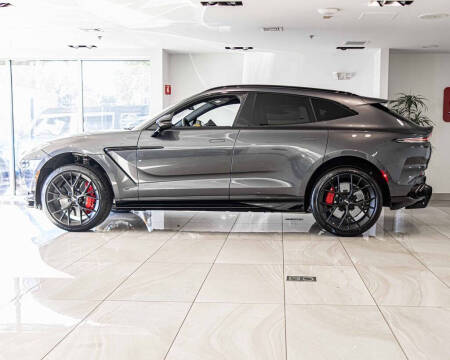2026 Aston Martin DBX 707