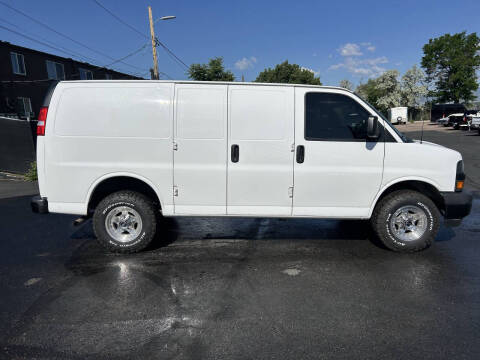 2020 Chevrolet Express 2500